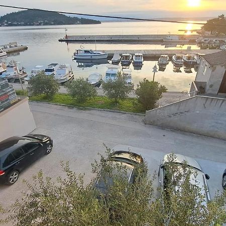 Apartman Nina Kali Buitenkant foto