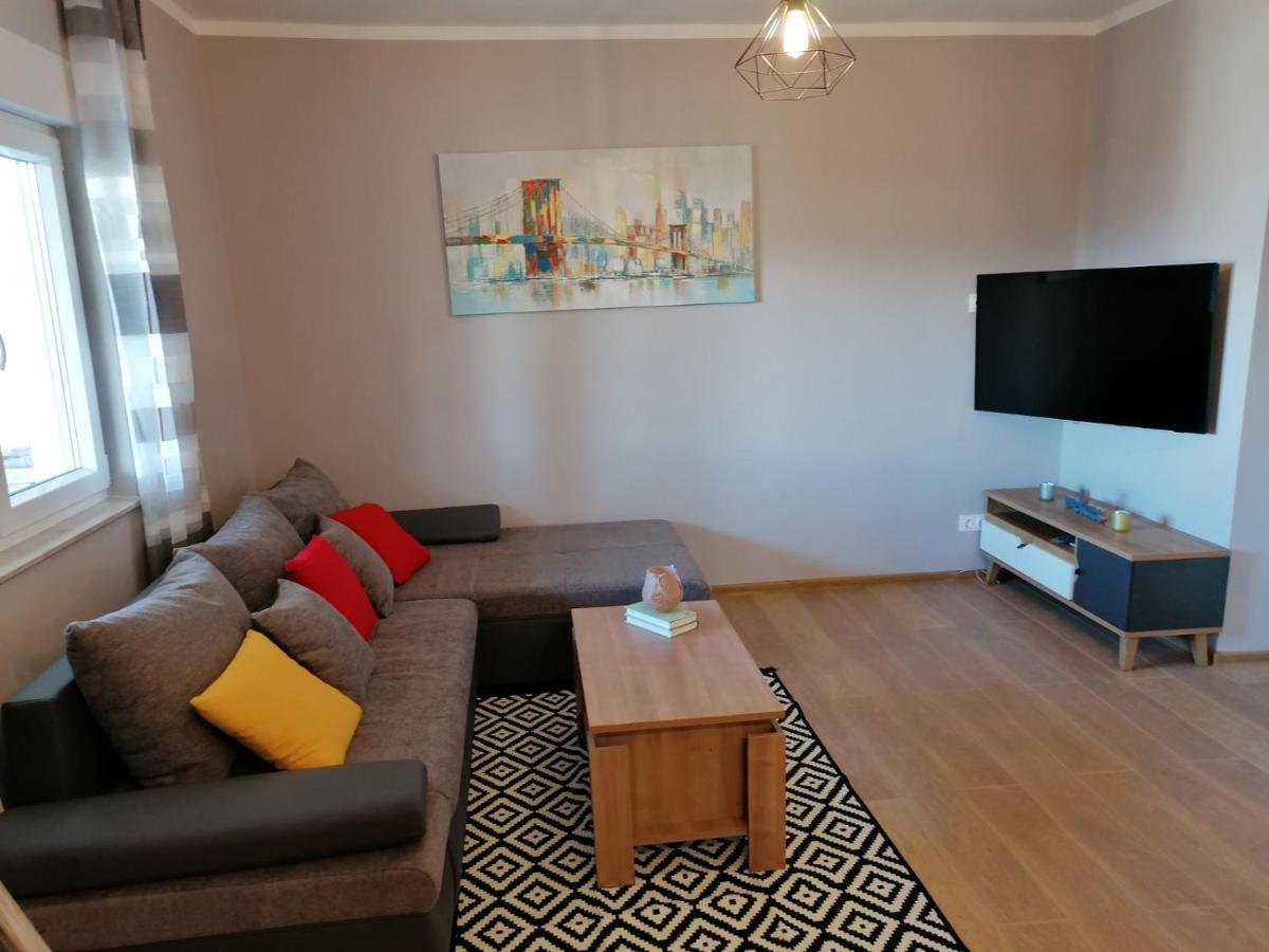 Apartman Nina Kali Buitenkant foto