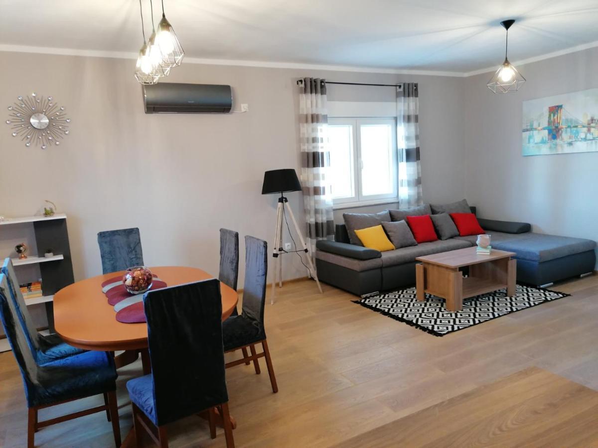 Apartman Nina Kali Buitenkant foto