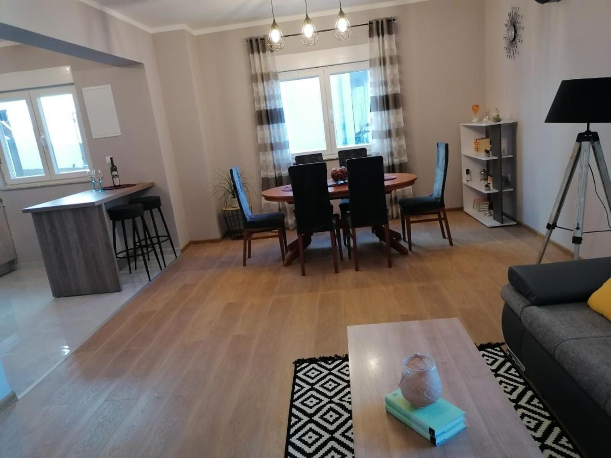 Apartman Nina Kali Buitenkant foto