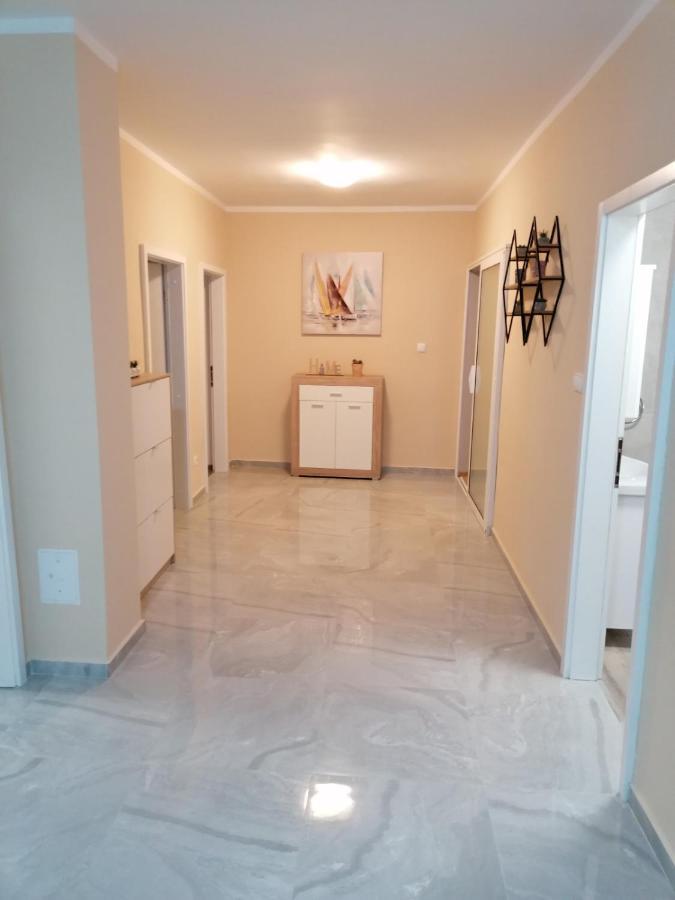 Apartman Nina Kali Buitenkant foto