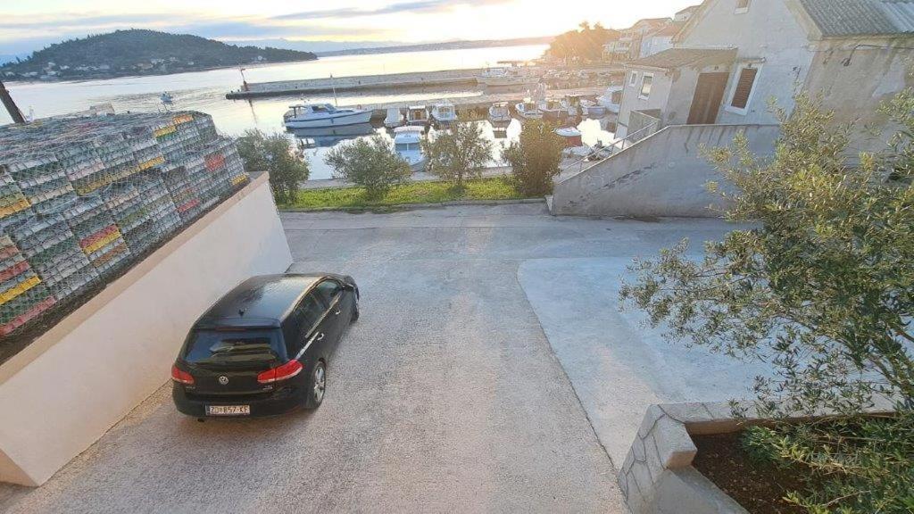 Apartman Nina Kali Buitenkant foto